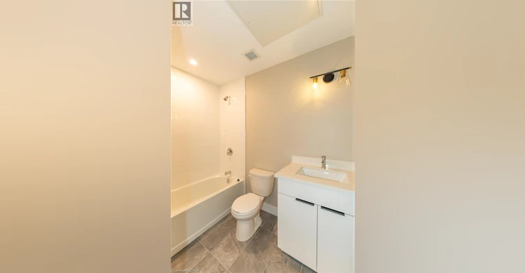 403-169 James Street S, Hamilton, ON, L8P 3A3 - 7
