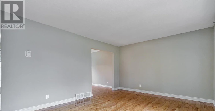 397 Phoenix Crescent, Ottawa, ON, K1E 1V6 - 10