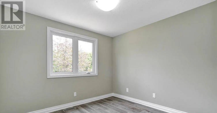 397 Phoenix Crescent, Ottawa, ON, K1E 1V6 - 28