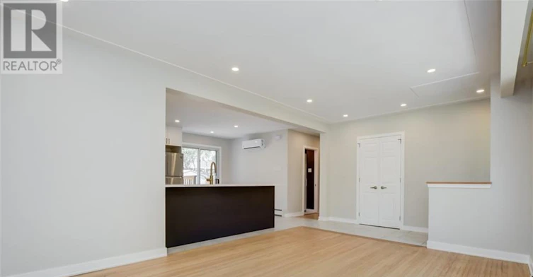A-2173 Bingham Street, Ottawa, ON, K1G 2V6 - 9