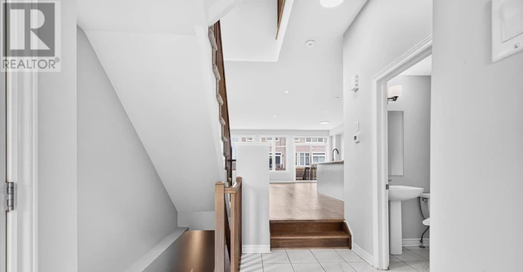547 Muskari Street, Ottawa, ON, K1T 0S3 - 4