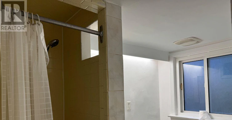 ROOM-28 Conlins Road, Toronto, ON, M1C 1C3 - 3