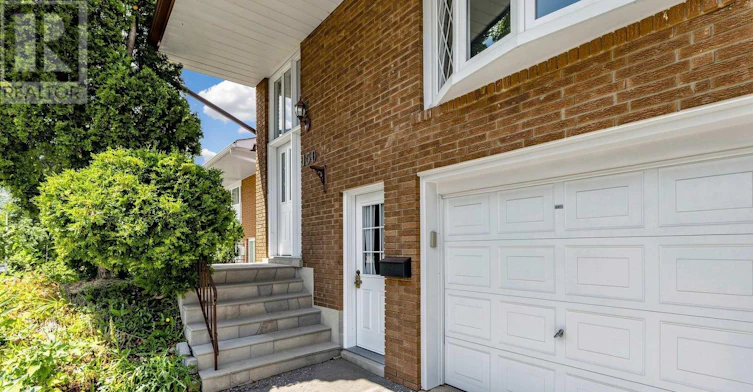 150 Angus Drive, Toronto, ON, M2J 2X1 - 4