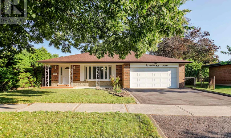 9 Minos Crescent