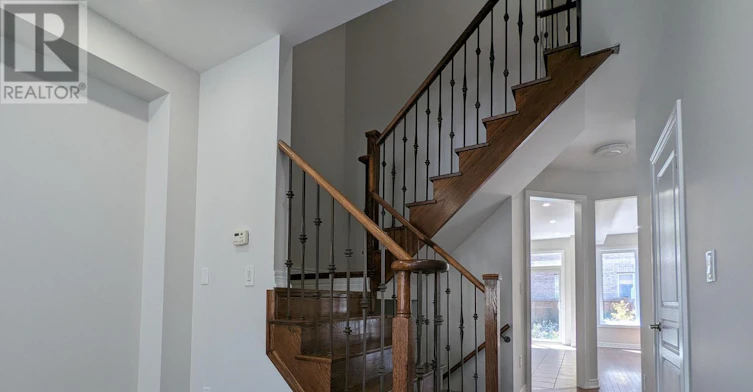80 Brock Avenue, Markham, ON, L6C 0S9 - 7
