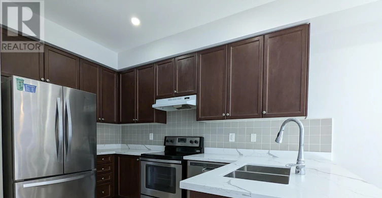 80 Brock Avenue, Markham, ON, L6C 0S9 - 2