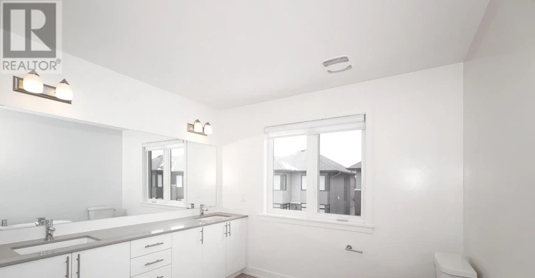 1051 Hydrangea Avenue, Ottawa, ON, K4M 0L5 - 27