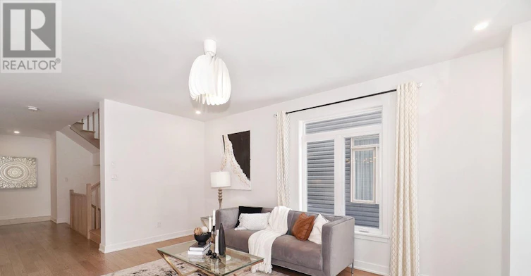 1051 Hydrangea Avenue, Ottawa, ON, K4M 0L5 - 6