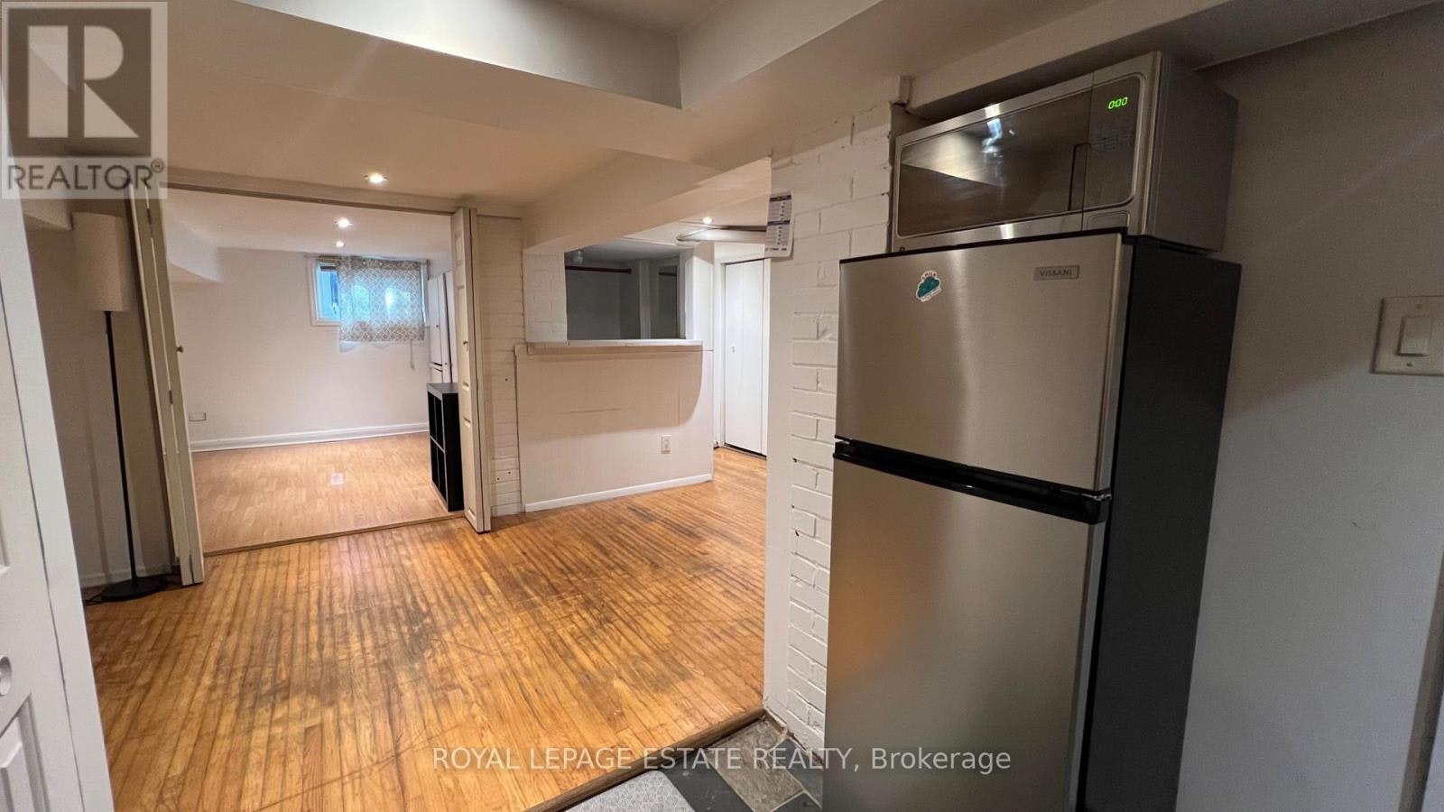 372 Victoria Park Avenue, Toronto, ON, M4E 3S8 - 6