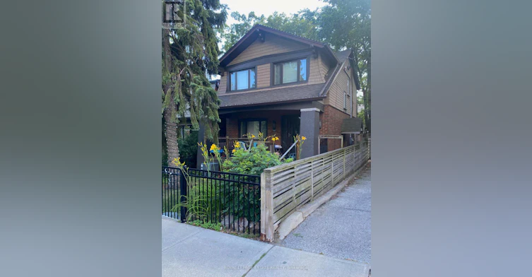 372 Victoria Park Avenue, Toronto, ON, M4E 3S8