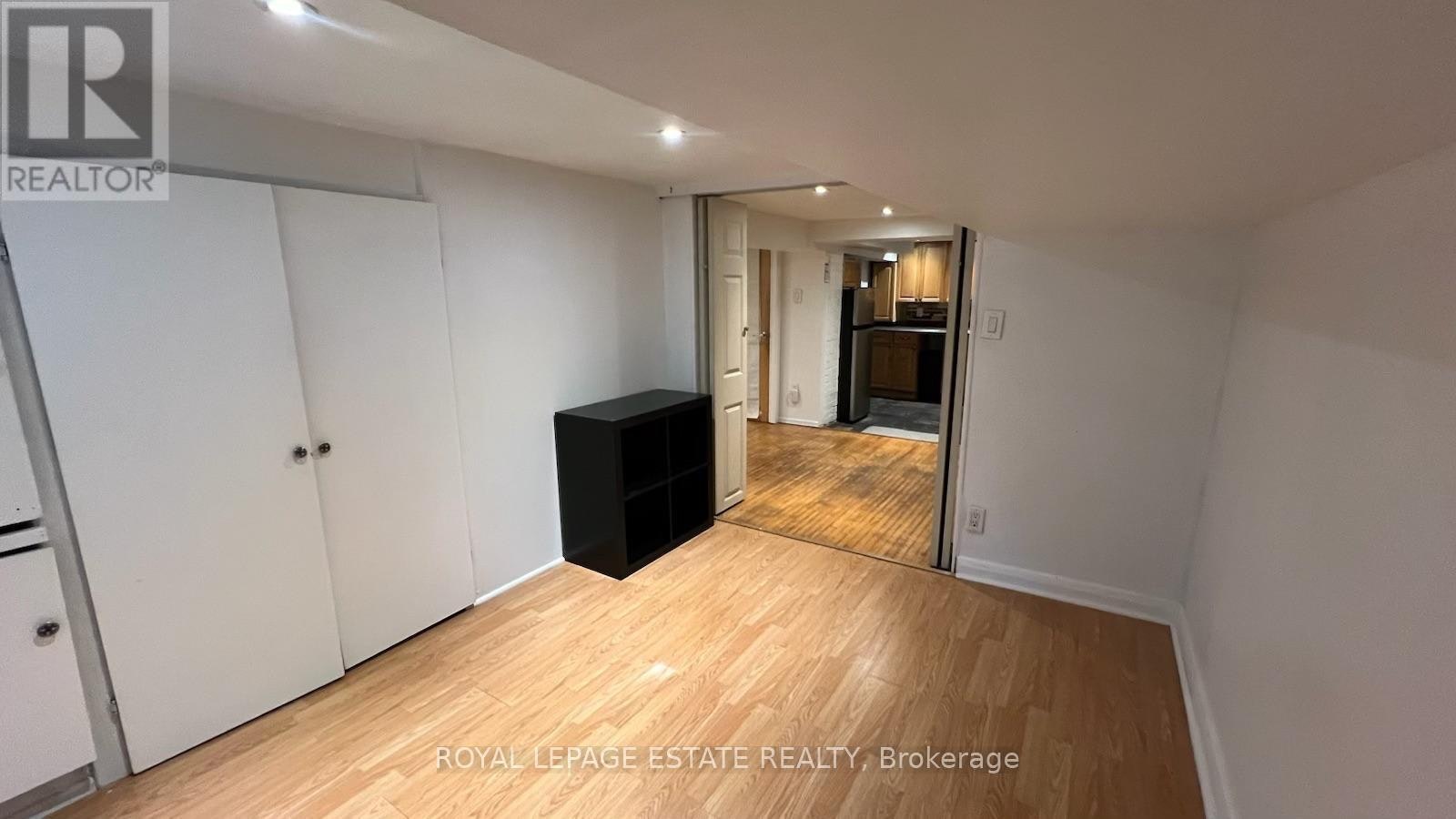372 Victoria Park Avenue, Toronto, ON, M4E 3S8 - 9