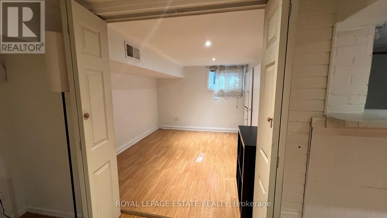 372 Victoria Park Avenue, Toronto, ON, M4E 3S8 - 10