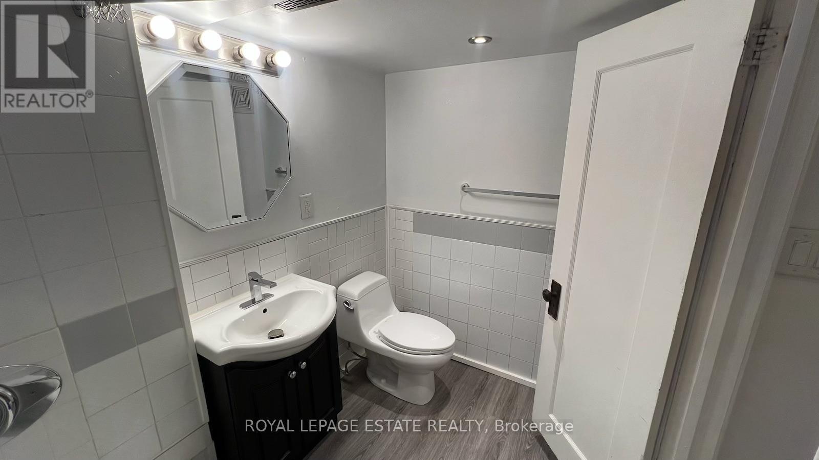 372 Victoria Park Avenue, Toronto, ON, M4E 3S8 - 15
