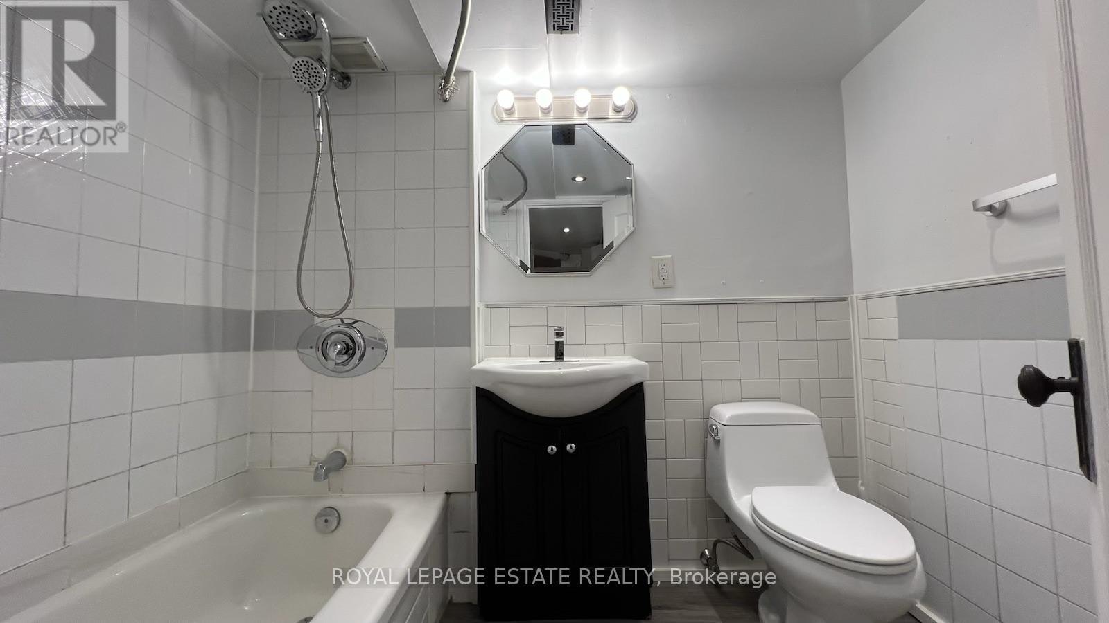 372 Victoria Park Avenue, Toronto, ON, M4E 3S8 - 16