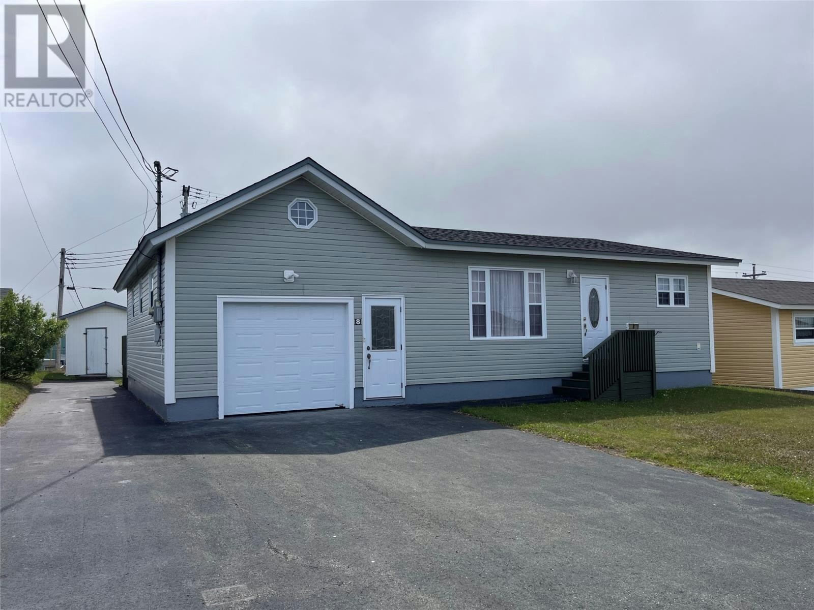 8 Evergreen Avenue, Fortune, NL, A0E 1P0