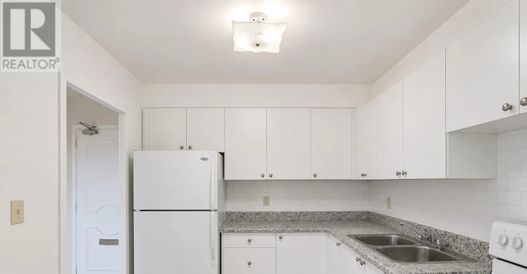 1015-1665 Bloor Street E, Mississauga, ON, L4X 1S4 - 4