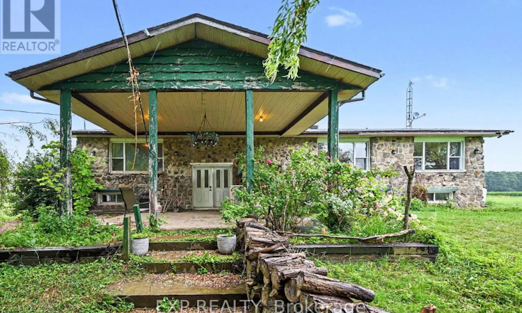 5233 3rd Line Road