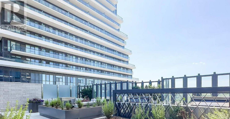 912-30 Inn ON The Park Drive, Toronto, ON, M3C 0P7 - 19