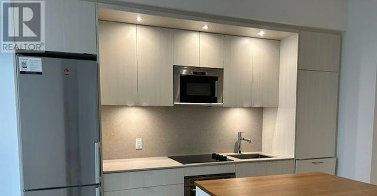 912-30 Inn ON The Park Drive, Toronto, ON, M3C 0P7 - 6