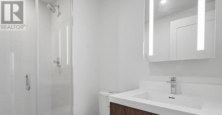 912-30 Inn ON The Park Drive, Toronto, ON, M3C 0P7 - 8