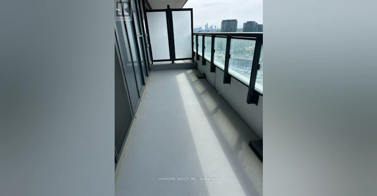912-30 Inn ON The Park Drive, Toronto, ON, M3C 0P7 - 14