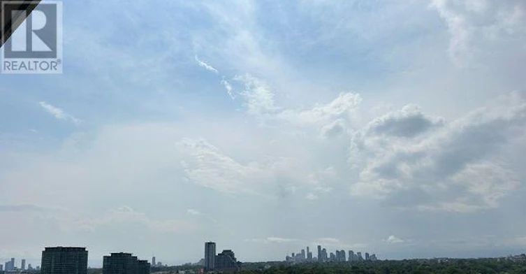 912-30 Inn ON The Park Drive, Toronto, ON, M3C 0P7 - 15