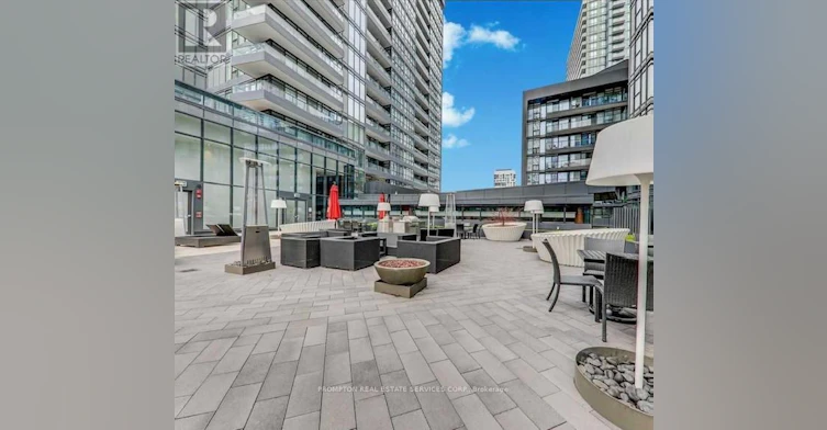 2507-70 Queens Wharf Road, Toronto, ON, M5V 0J2 - 16