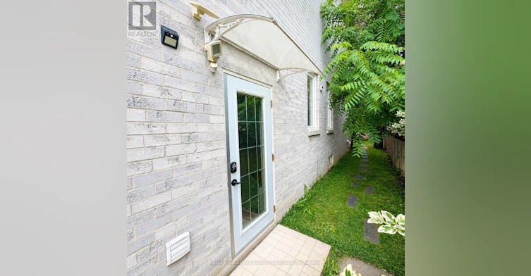 71 Avenue Road, Richmond Hill, ON, L4C 9N6 - 2