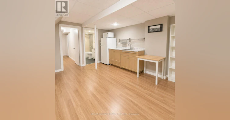 71 Avenue Road, Richmond Hill, ON, L4C 9N6 - 4