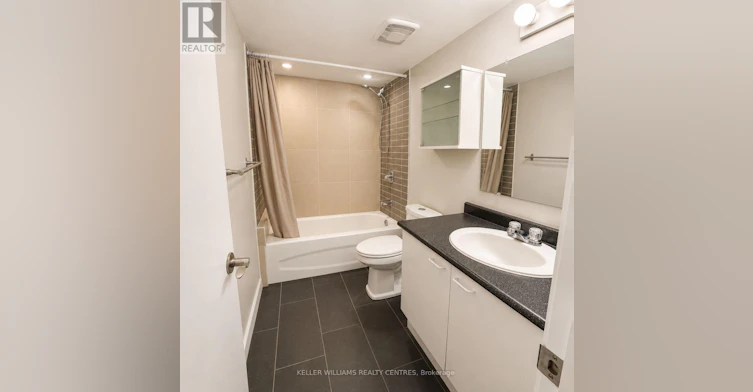 71 Avenue Road, Richmond Hill, ON, L4C 9N6 - 7