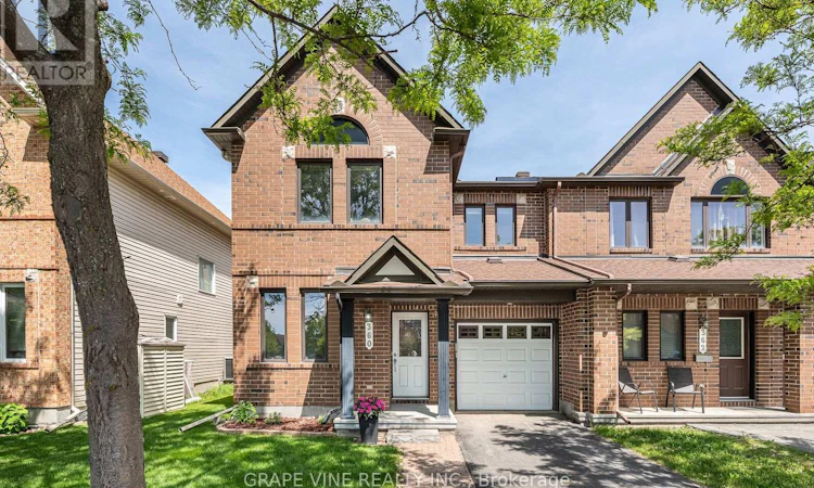 360 Balinroan Crescent