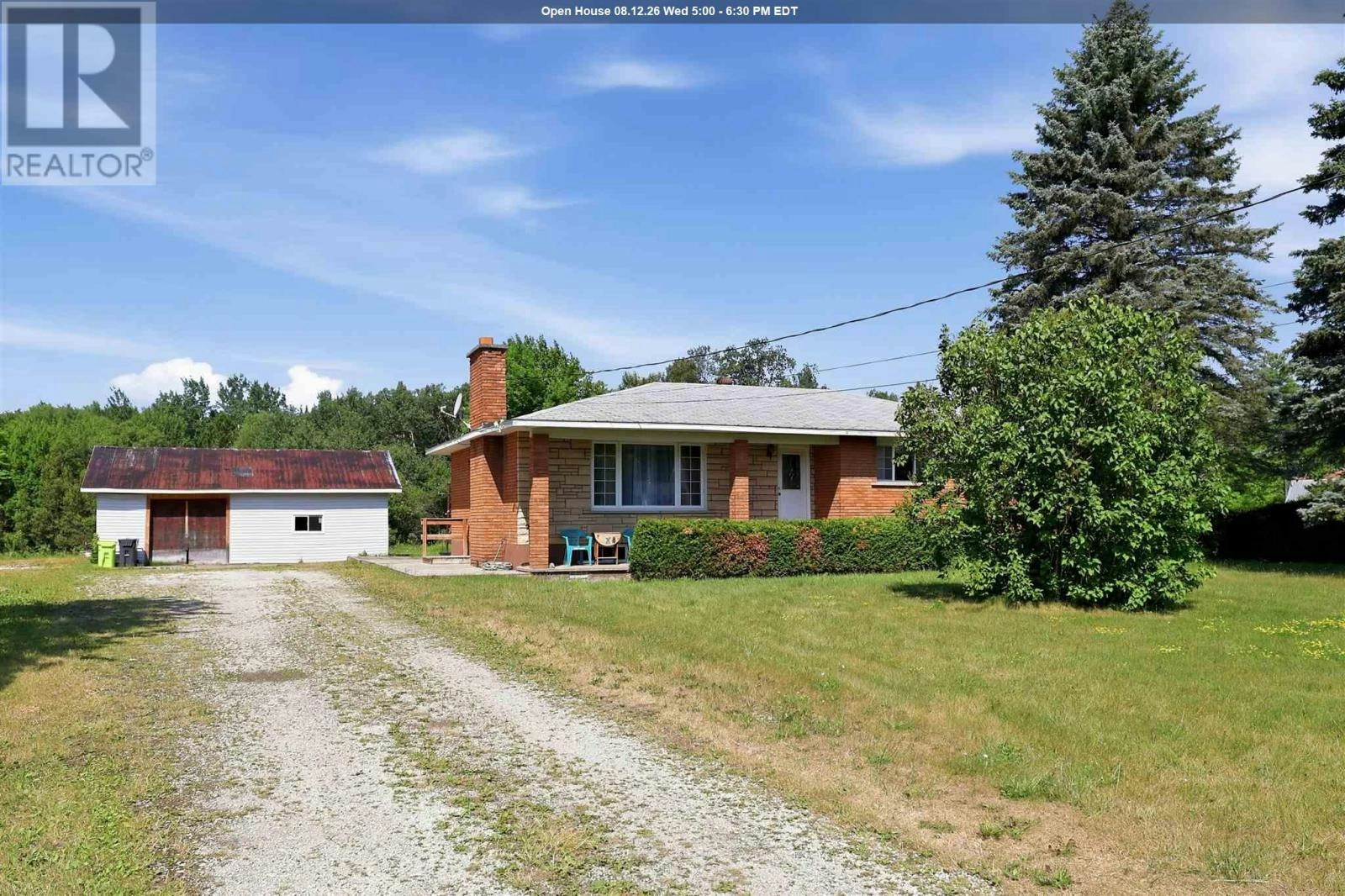 305 Moss Road, Sault Ste. Marie, ON, P6A 5K8