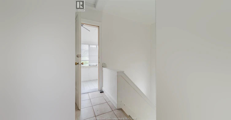 Upper-1652 Victoria Avenue, Windsor, ON, N8X 1P7 - 28