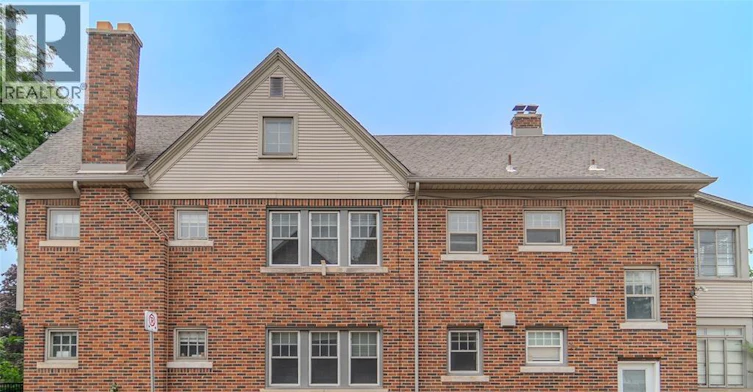 Upper-1652 Victoria Avenue, Windsor, ON, N8X 1P7 - 4