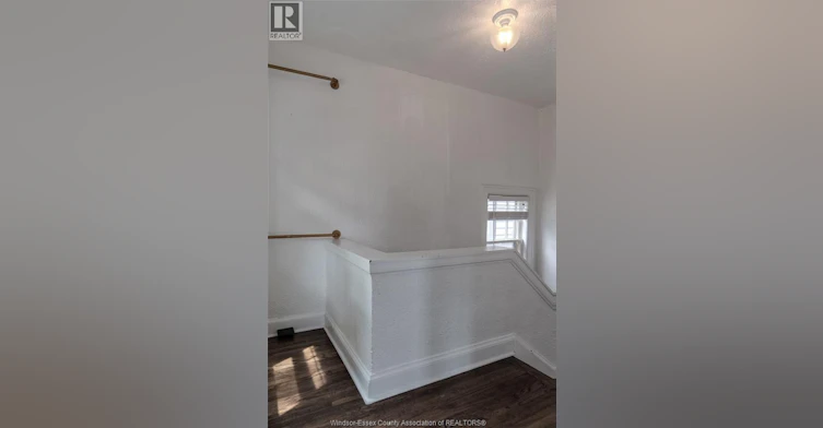 Upper-1652 Victoria Avenue, Windsor, ON, N8X 1P7 - 7