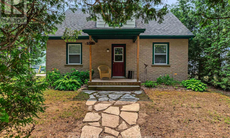 355 Spence Street