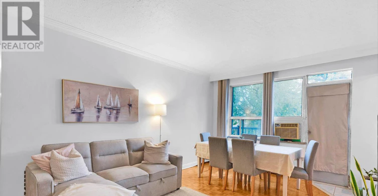 5-4 Hartham Place, Toronto, ON, M3K 1P3 - 3