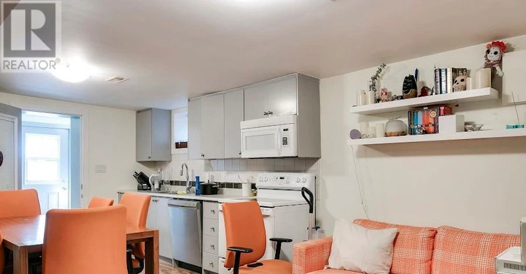 LOWER-178 Rosemount Avenue, Toronto, ON, M6H 2M9 - 7