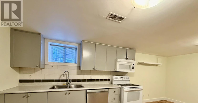LOWER-178 Rosemount Avenue, Toronto, ON, M6H 2M9 - 5