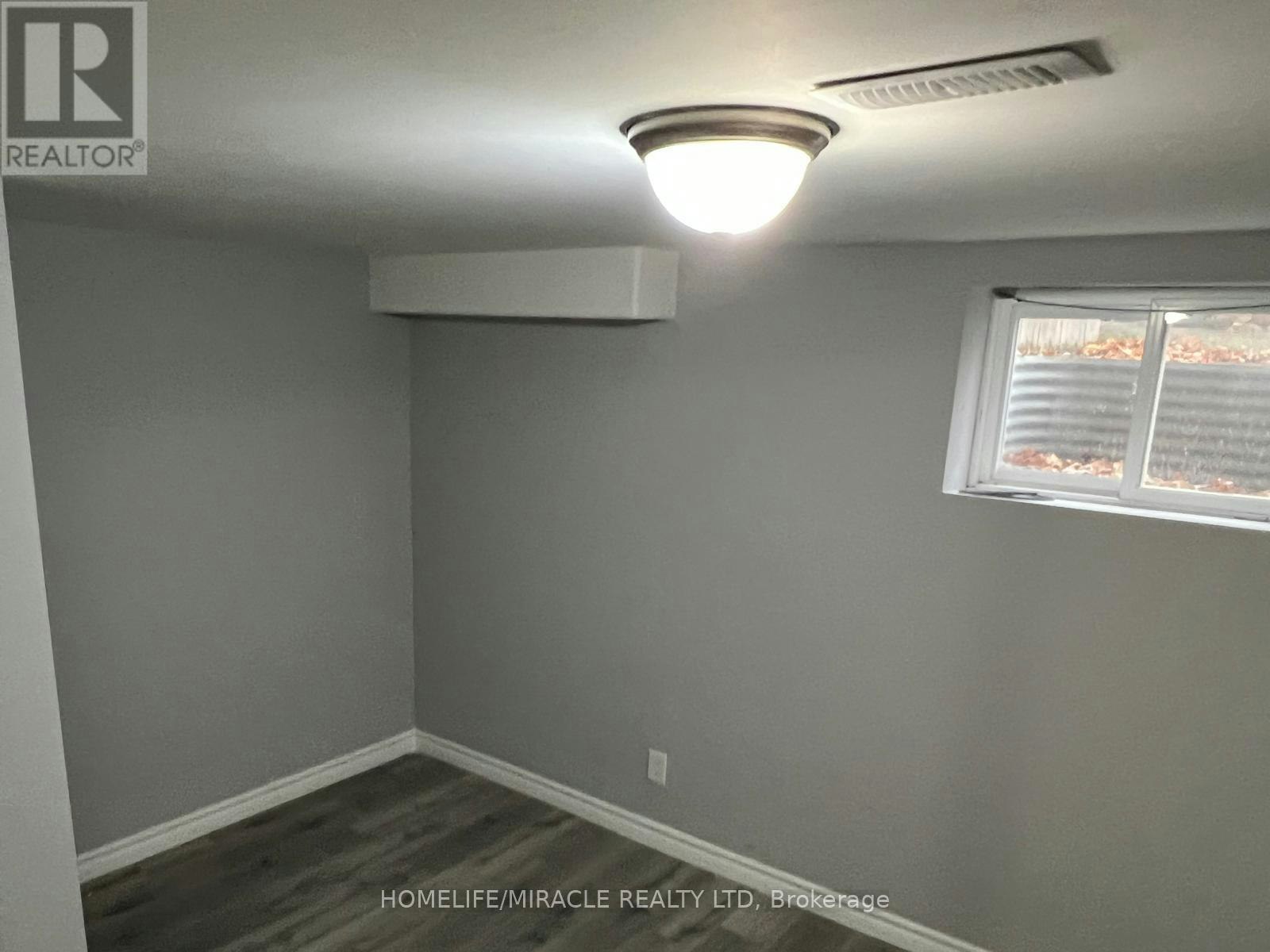 LOWER-23 Jay Court, Kitchener, ON, N2E 1P7 - 12
