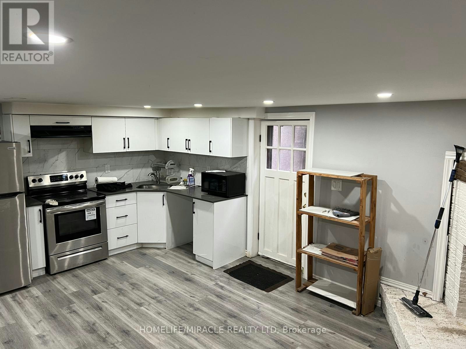 LOWER-23 Jay Court, Kitchener, ON, N2E 1P7 - 9