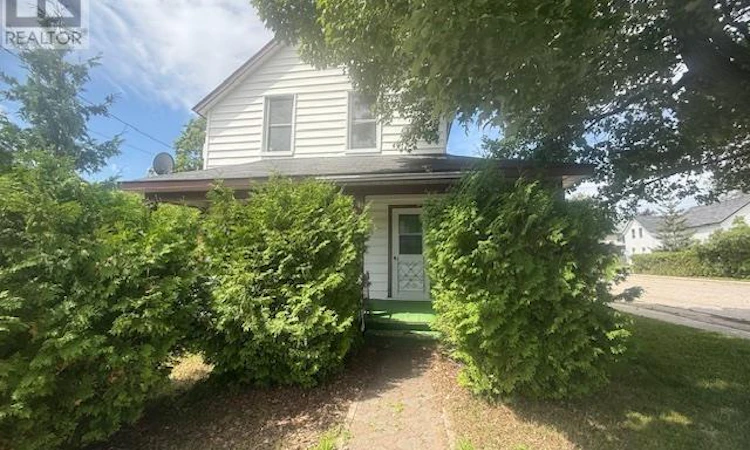 37 Hawkins Street