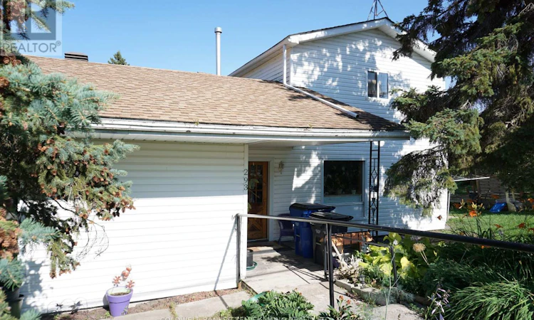 293 Meridian Avenue