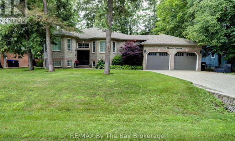 22 Downer Crescent