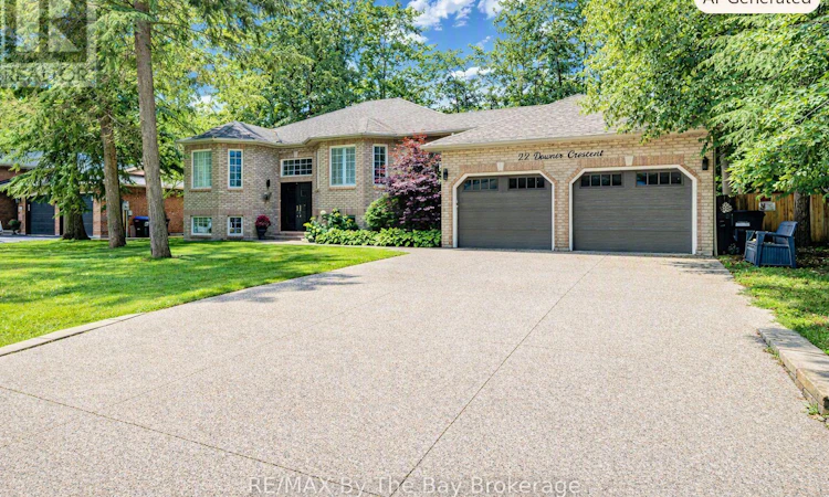 22 Downer Crescent