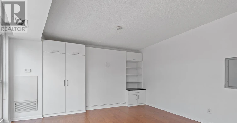 1504-18 Yonge Street, Toronto, ON, M5E 1Z8 - 8