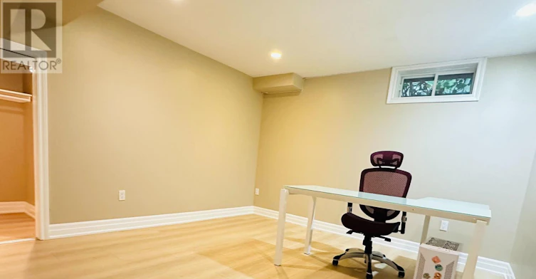 118 Fairglen Avenue, Toronto, ON, M1W 1A7 - 26