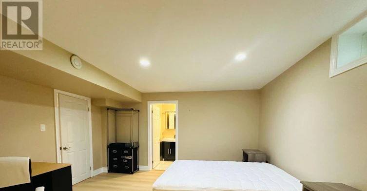 118 Fairglen Avenue, Toronto, ON, M1W 1A7 - 24