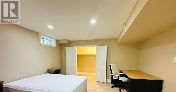 118 Fairglen Avenue, Toronto, ON, M1W 1A7 - 23