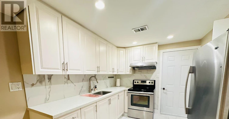 118 Fairglen Avenue, Toronto, ON, M1W 1A7 - 30